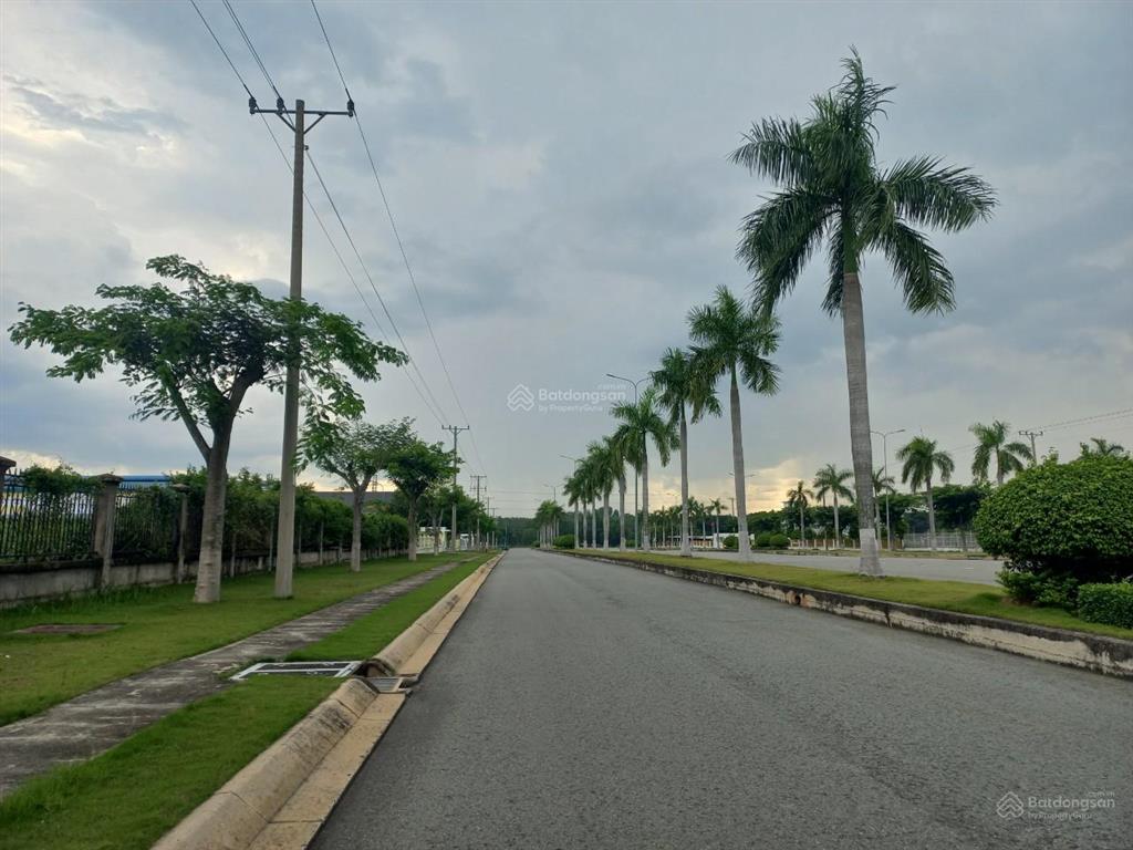 Bán đất kcn vsip 2  bình dương. bán đất 25.000m2 lô duy nhất còn sót lại tại vsip 2  bình dương