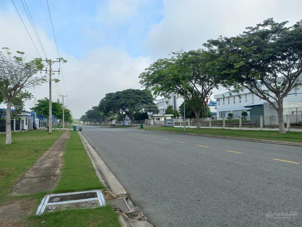 Bán đất kcn vsip 2  bình dương. bán đất 25.000m2 lô duy nhất còn sót lại tại vsip 2  bình dương