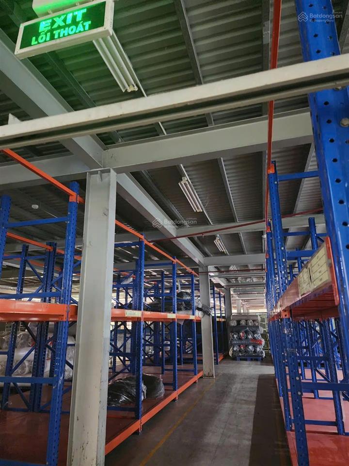 Bán xưởng kcn vsip 1  bình dương. bán đất 5200m2 (xưởng 3158m2) trong kcn vsip 1  bình dương