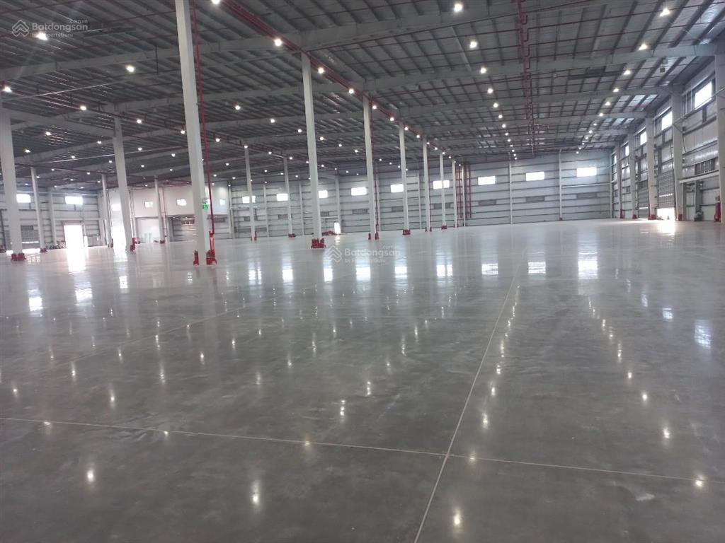 Cho thuê kho kcn vsip 2  bình dương. cho thuê kho 11.500m2 dock leveler giá rẻ