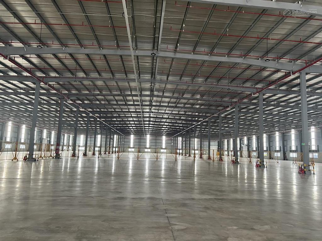 Cho thuê kho kcn mỹ phước  bình dương. cho thuê kho 11.500m2 dock leveler giá rẻ