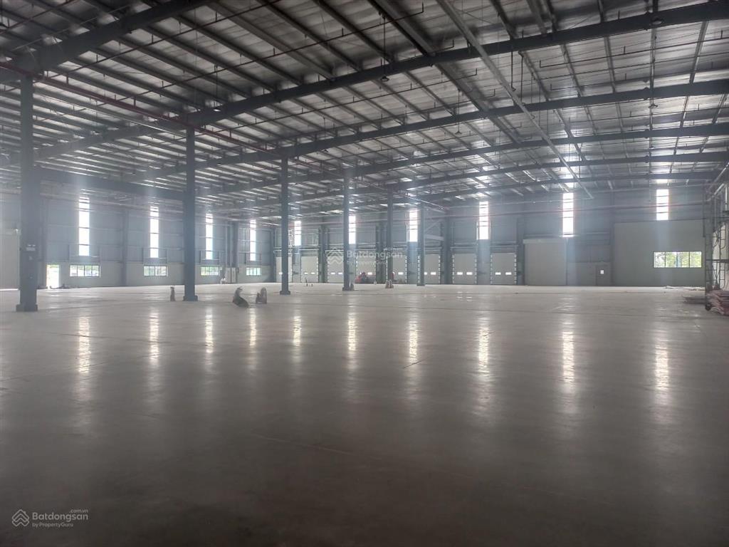 Cho thuê kho kcn mỹ phước  bình dương. cho thuê kho 11.500m2 dock leveler giá rẻ