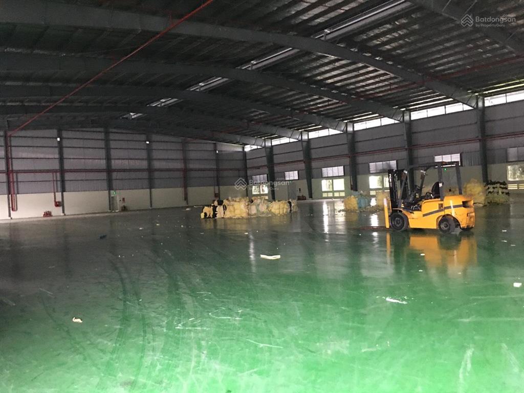Bán xưởng kcn vsip 2bình dương. bán xưởng 10.000m2 (dt đất 18.688m2) có dòng tiền hơn 10 tỷ/tháng