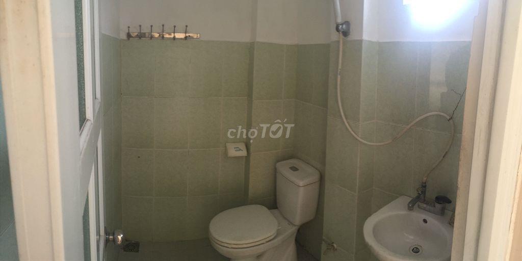 Căn hộ có điều hòa, bnl, khép kín không chung chủ 2tr600K Ba Đình