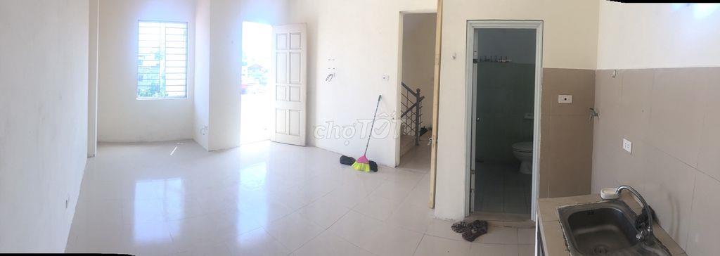 Căn hộ có điều hòa, bnl, khép kín không chung chủ 2tr600K Ba Đình