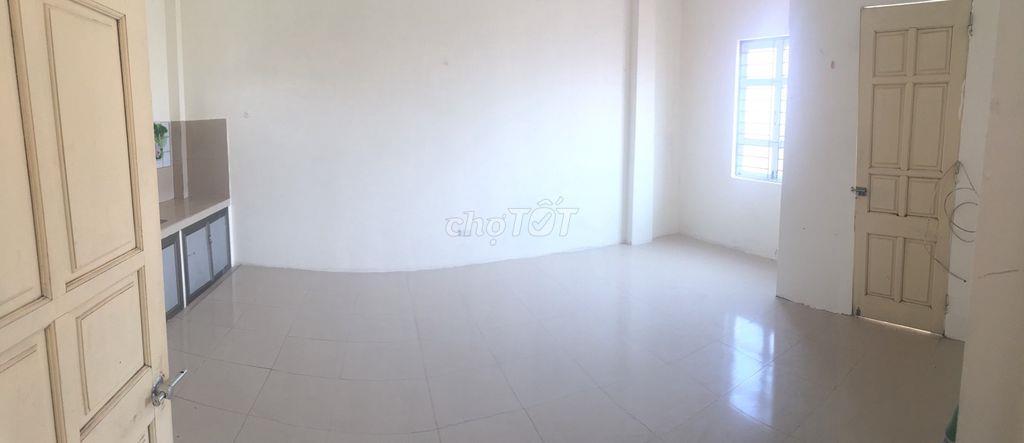 Căn hộ có điều hòa, bnl, khép kín không chung chủ 2tr600K Ba Đình