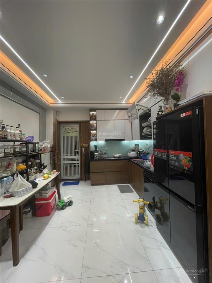 Bán cc 2pn, 1wc, 70m2 tại phường văn quán, hà đông, giá 3,9 tỷ, bao đẹp hot!