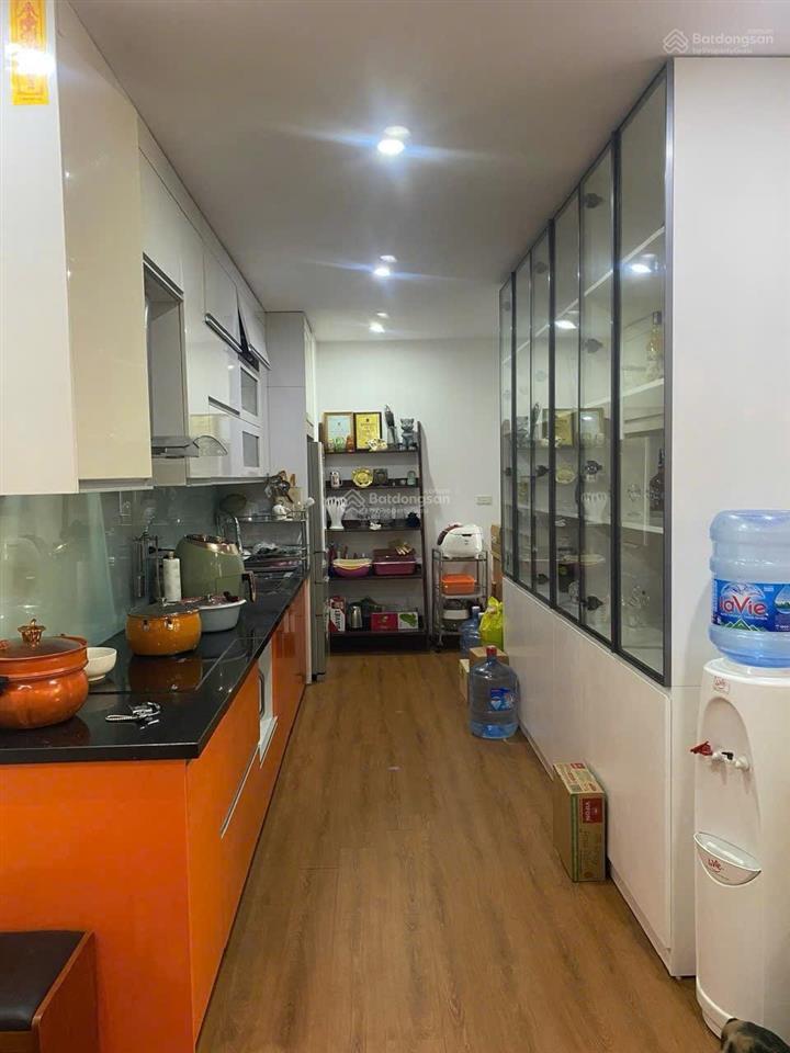 Bán ch 2pn tại sdu  143 trần phú, 3,6 tỷ, 70m2, bao đẹp!