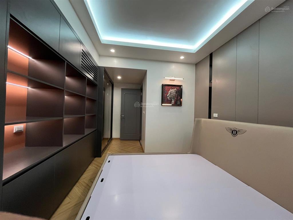 Bán gấp ch 3pn, 2wc, 100m2 tại văn quán, 5 tỷ vnd