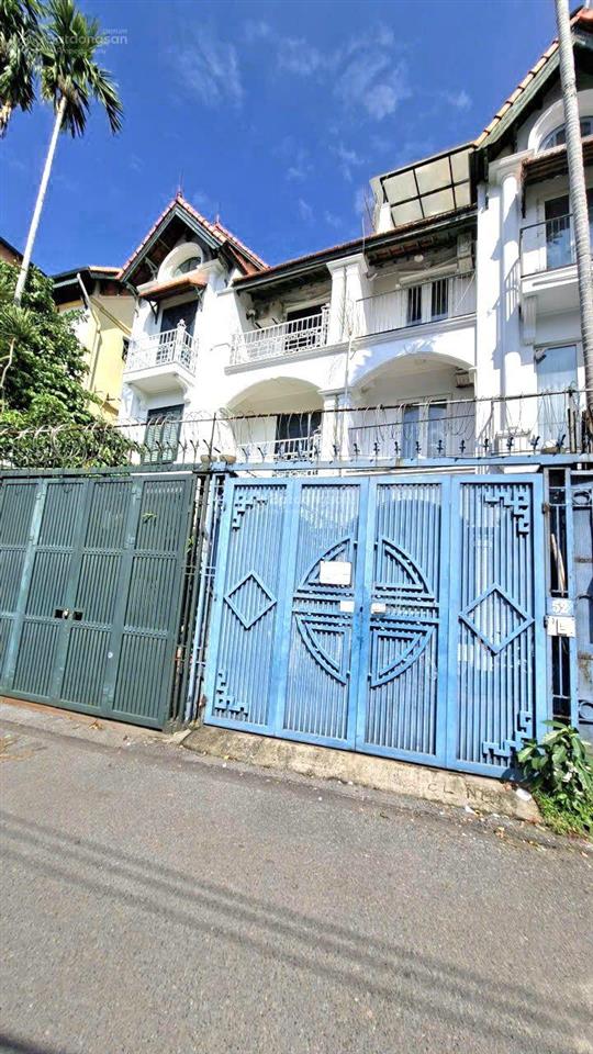 Bán nhà tô ngọc vân 285m2, giá 95 tỷ. tây hồ
