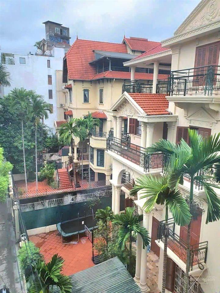 Bán nhà tô ngọc vân 118m2, giá 54 tỷ. tây hồ