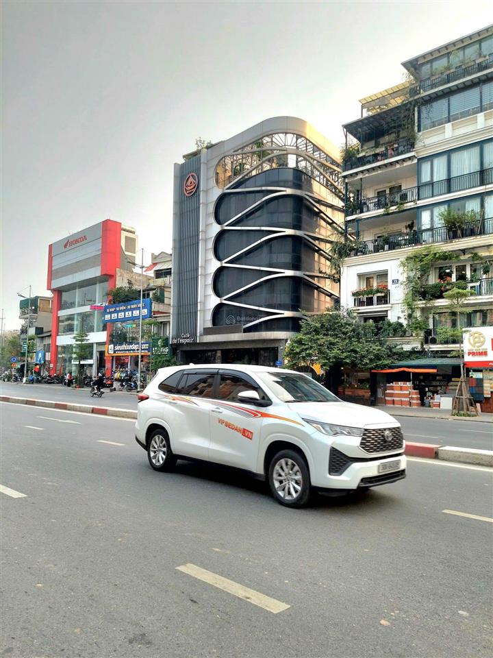 Bán nhà mặt phố âu cơ 173m2, 7 tầng giá 75 tỷ. tây hồ