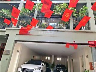 Bán nhà âu cơ 135m2, 7 tầng 1 hầm giá 51 tỷ. tây hồ