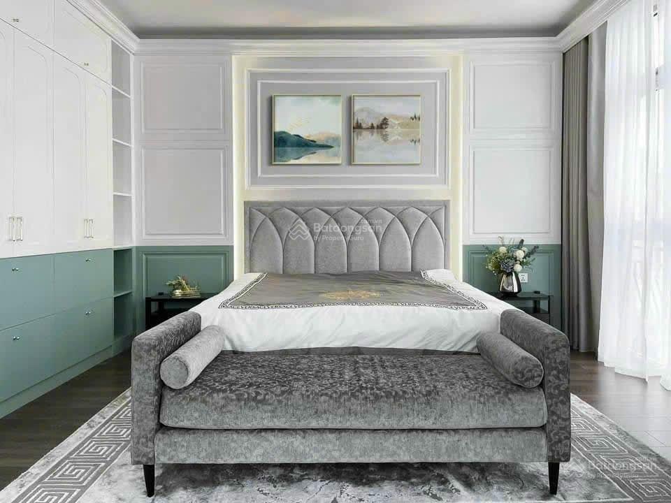 Bán nhà đặng thai mai 135m2, 9 tầng giá 100 tỷ. tây hồ