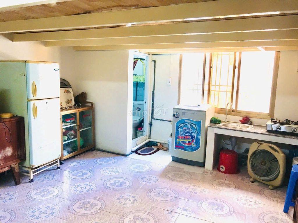 Nhaf Giá rẻ Quận 10