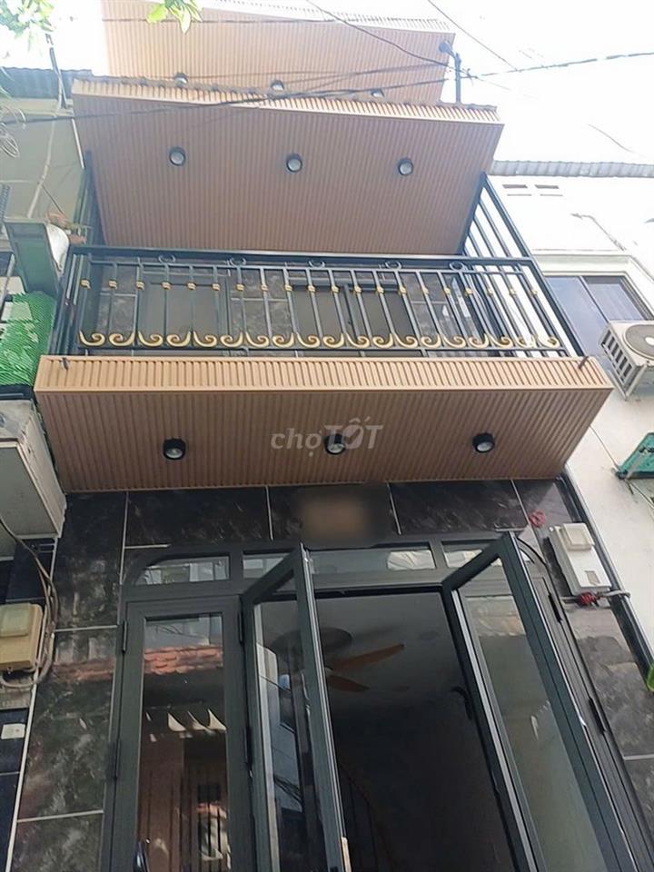 Nhà giá rẻ tại Trung Tâm Quận 10