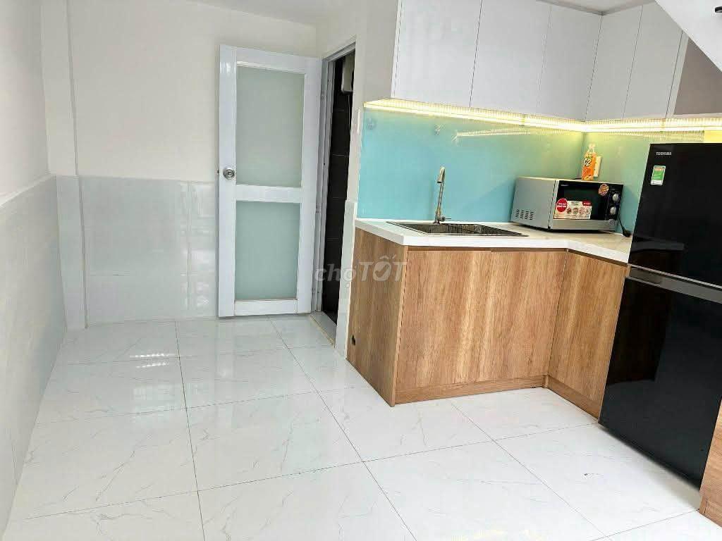 🔥Nhà xinh Ni Sư Huỳnh Liên-2Lầu-2,85T.ỷ