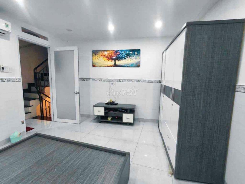 🔥Nhà giá rẻ:  CMT8-4Lầu-3T.ỷ (có thương lương)