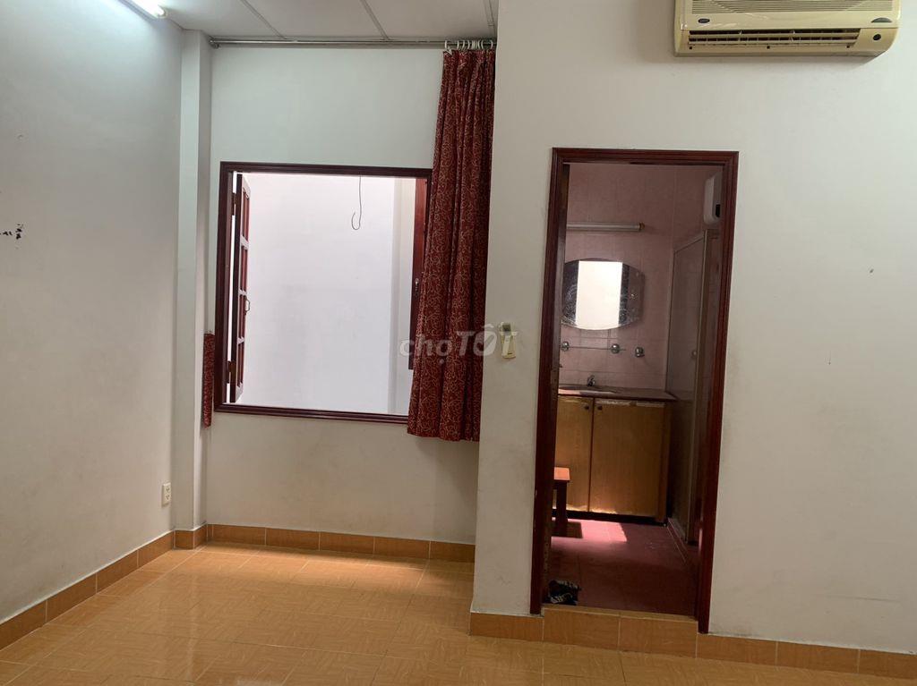 Cho thuê nhà giá rẻ Tân Bình-Bành văn Trân