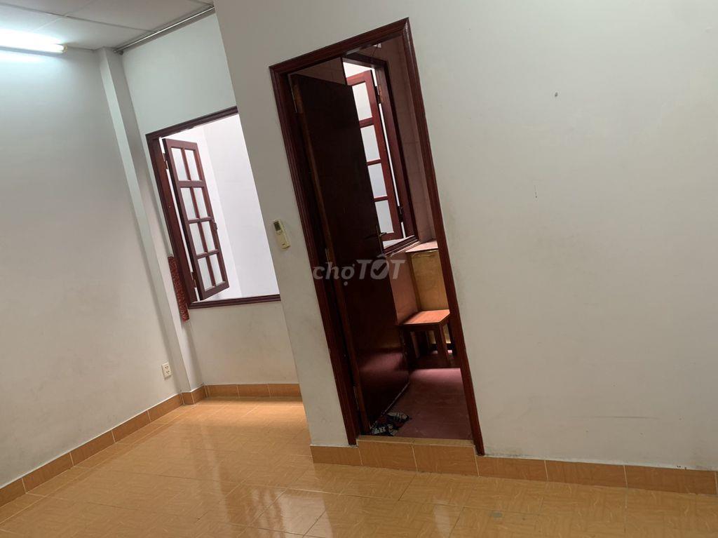 Cho thuê nhà giá rẻ Tân Bình-Bành văn Trân