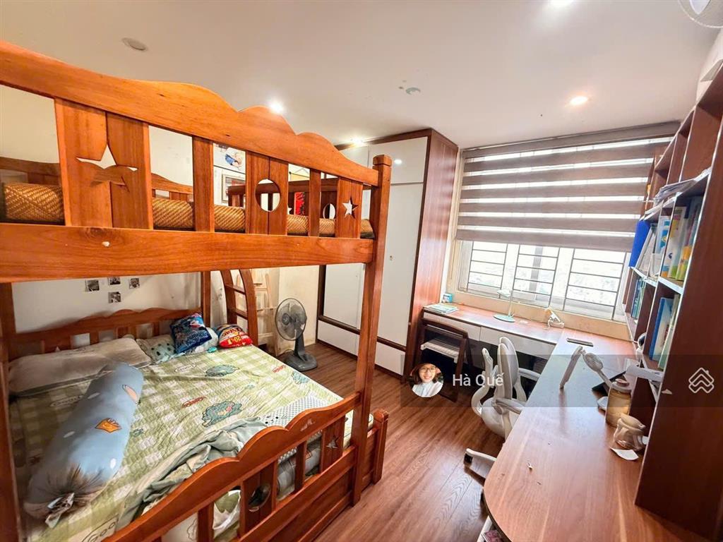 Bán gấp căn góc 3pn xphomes star tân tây đô full đồ