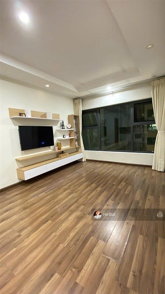 Bán gấp căn 2pndt 76m2 đầy đủ nôi thất ở tân tây đô  giá 3,35 tỷ  0915 867 ***