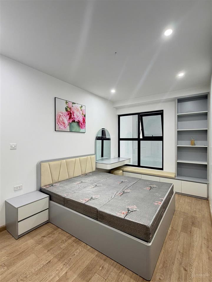 Chủ thiện chí bán nhanh căn góc 2 ngủ  bc đông nam  giá 3,x tỷ sẵn sổ