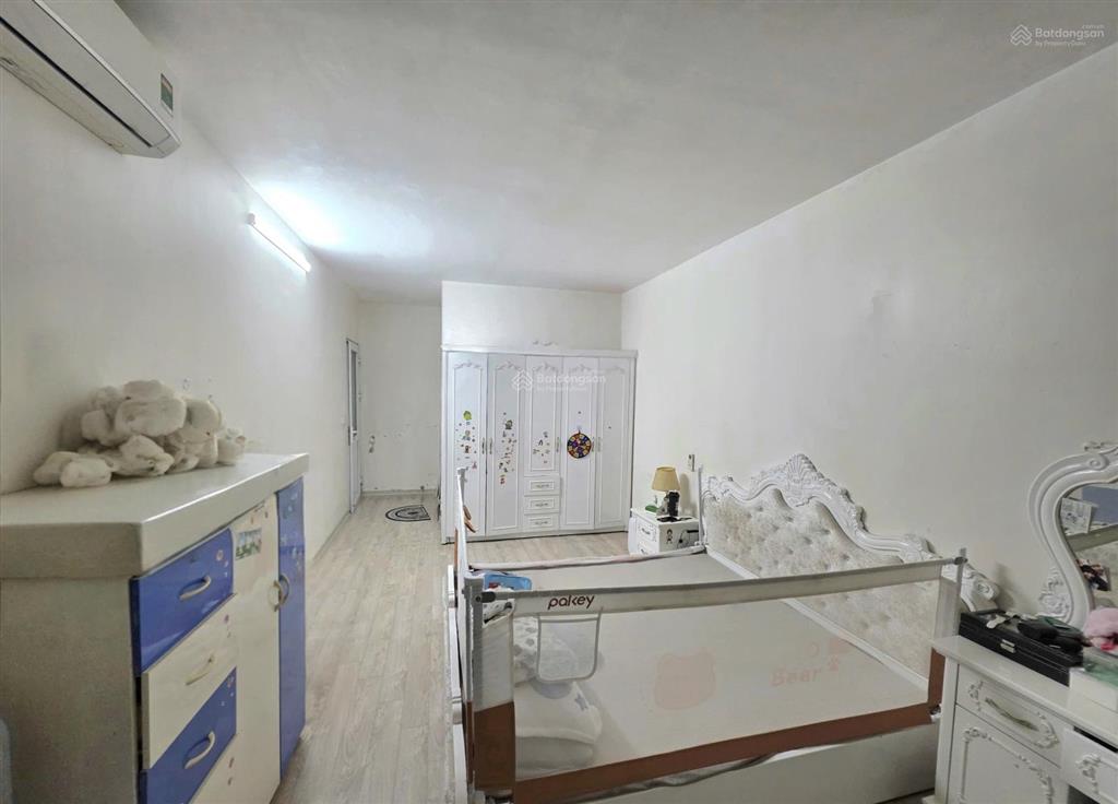 Bán căn hộ 2 phòng ngủ tòa b chung cư tân việt, 78m, full nội thất, giá 2,8 tỷ