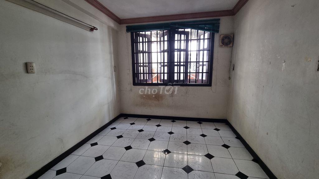 Cho thuê phòng ngay ngã 5 Quang Trung Nguyễn Oanh