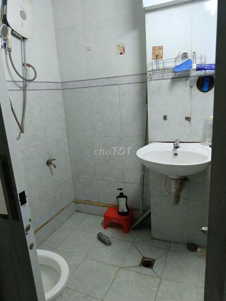 Cho thuê phòng ngay cầu vượt Nguyễn Oanh Quang Trung