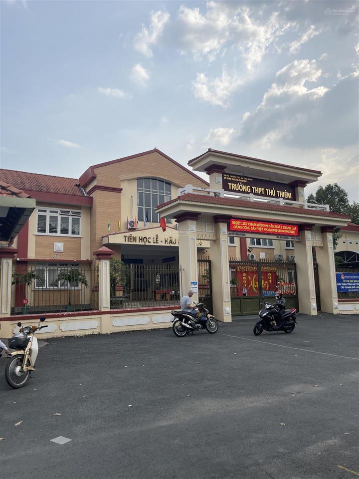 Chuyển nhượng toà nhà 4 tầng , 5x20, hướng đông nam, đường vũ tông phan q2. giá giãm 39 tỉ