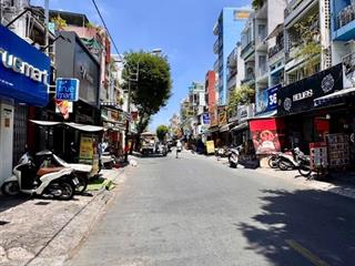 Nhà siêu phẩm  quận 10 nhanh kịp chốt 32m2 (5.5x6)  4 tầng  4pn có pn dưới trệt. giá .5.5 tỷ