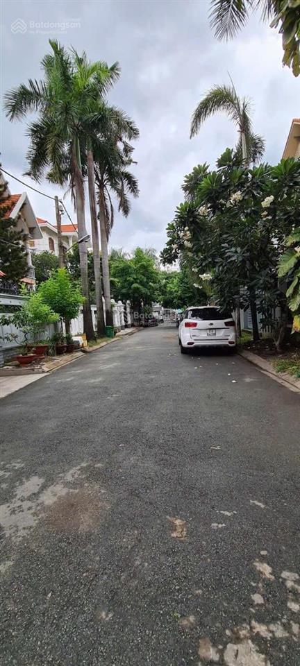 Biệt thự khu compound q2, cách trung tâm tài chính quốc tế thủ thiêm 900m, giá tốt