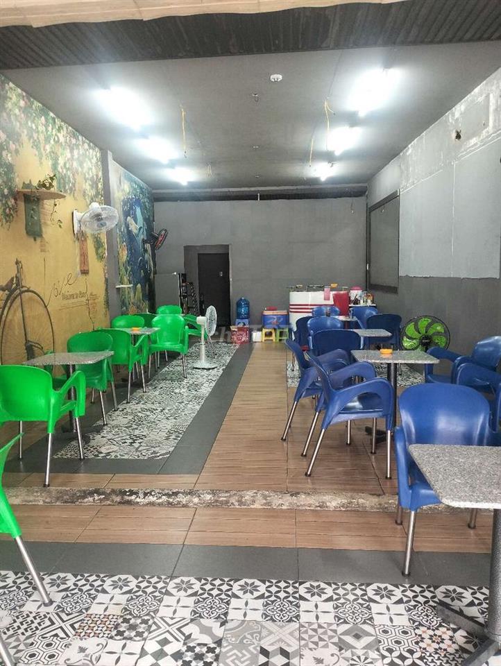 Sang quán cafe Thạch Lam, Tân Phú