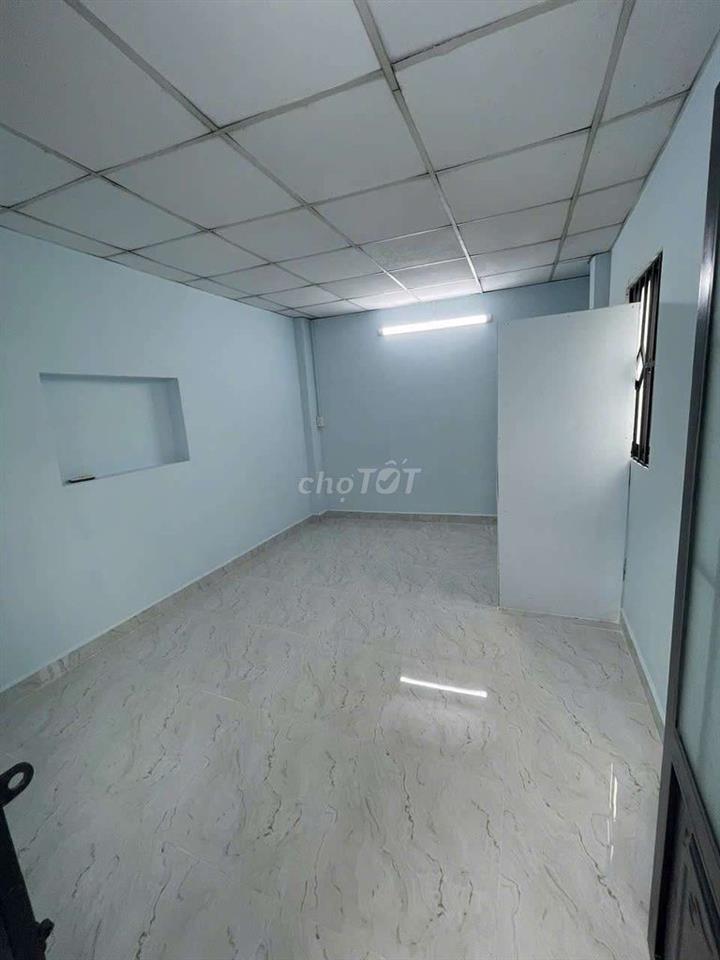 Cho thuê nhà 5tr có máy lạnh 