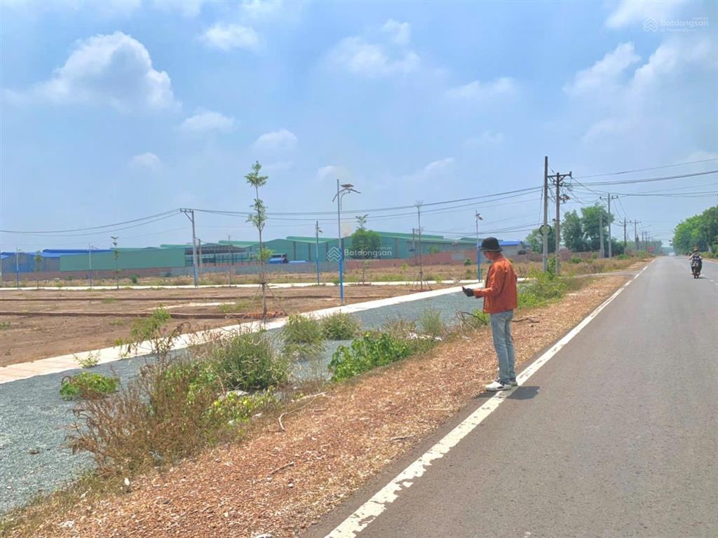 Đất nền ngang 10 sát kcn 500ha mặt tiền đường đt 756, tiện xây trọ cho thuê hoặc làm xưởng