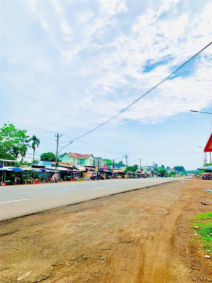 Cần bán gấp lô đất nền thổ cư diện tích 250m2 từ ql14 đi vào đất 200m ngay minh thắng chơn thành