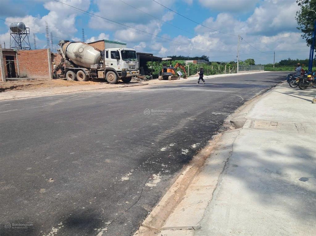 Ngang 10 x 50m đất xây trọ cho thuê ngay cạnh khu công nghiệp chơn thành 1 & 2, giá 850tr