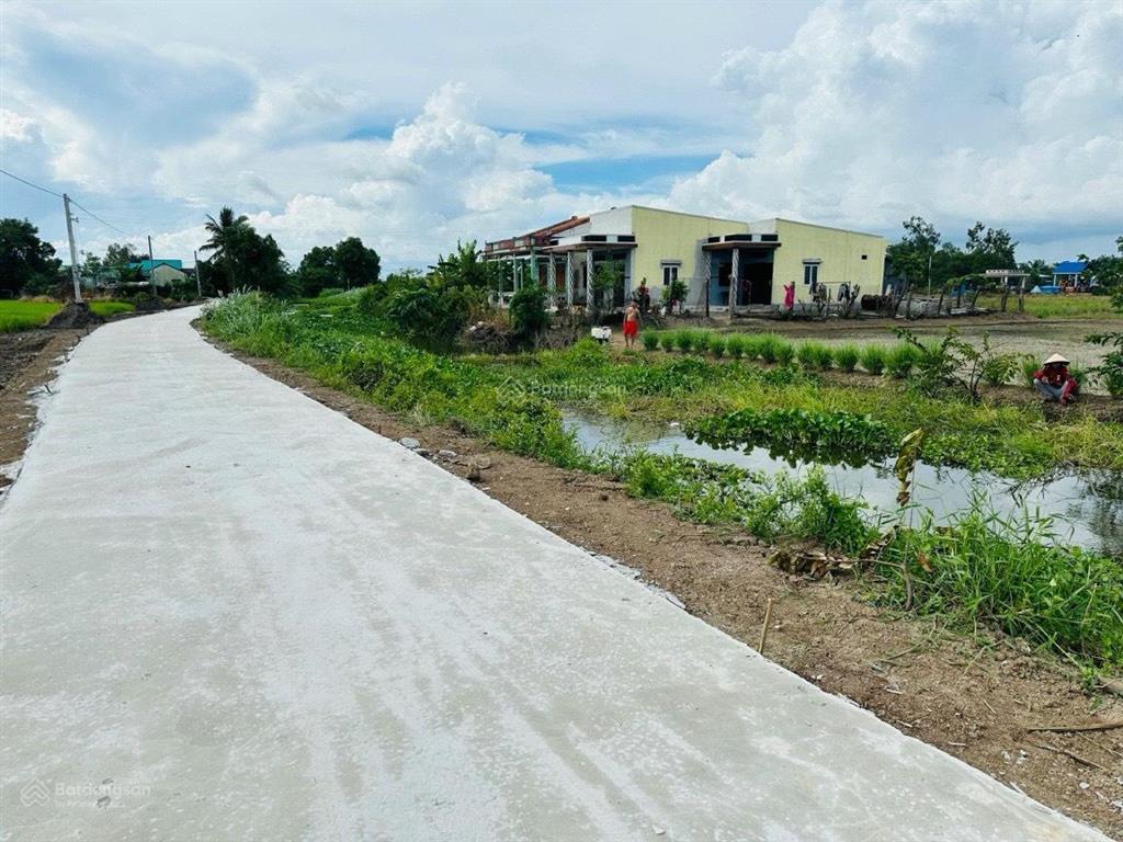 Bán đất thổ cư phường sơn qui tỉnh đồng tháp. vị trí đường 1 xẹt tỉnh lộ 873, gần chợ