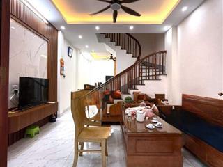 Bán nhà tổ 11 yên nghĩahà đông, nhà mới dân xây s42m2, 5p ngủ 1p thờ, full nội thất.  0984 672 ***