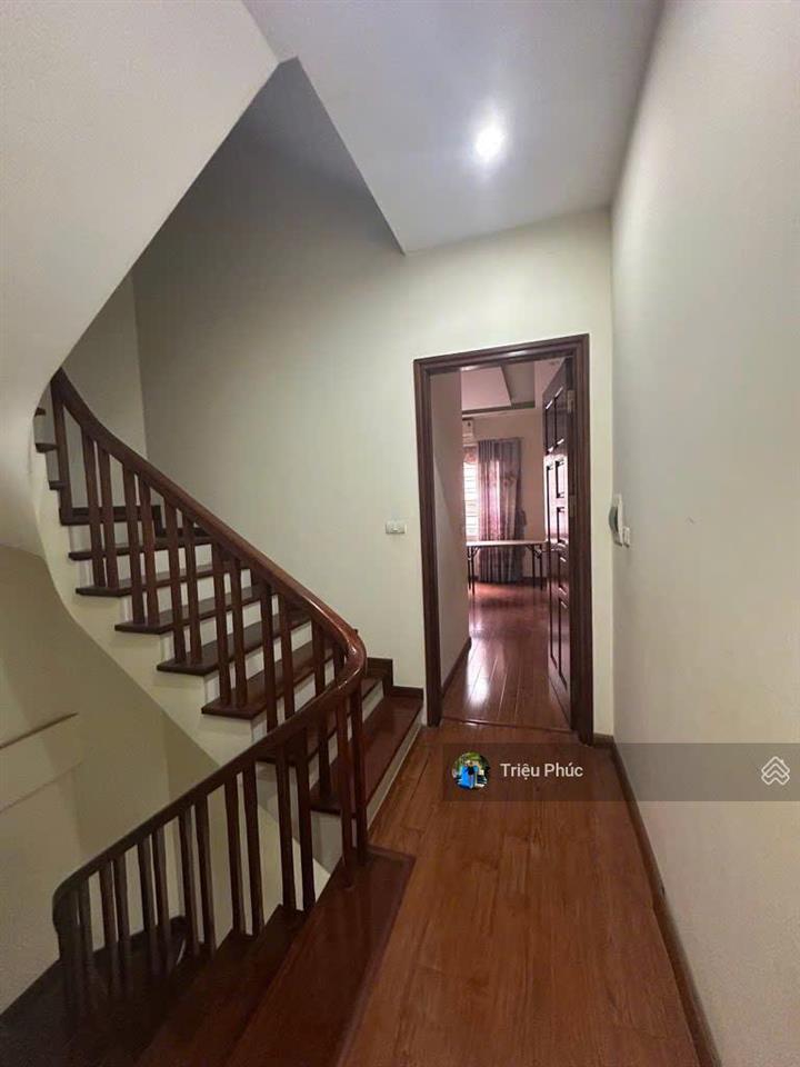 Bán nhà ngõ 78 duy tân, cầu giấy  phân lô ô tô tránh vỉa hè  50m2  5 tầng  giá 25,5 tỷ (có tl)