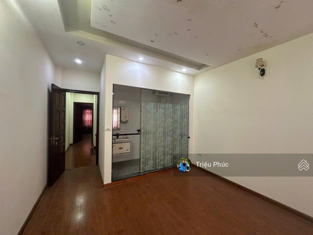 Bán nhà ngõ 78 duy tân, cầu giấy  phân lô ô tô tránh vỉa hè  50m2  5 tầng  giá 25,5 tỷ (có tl)