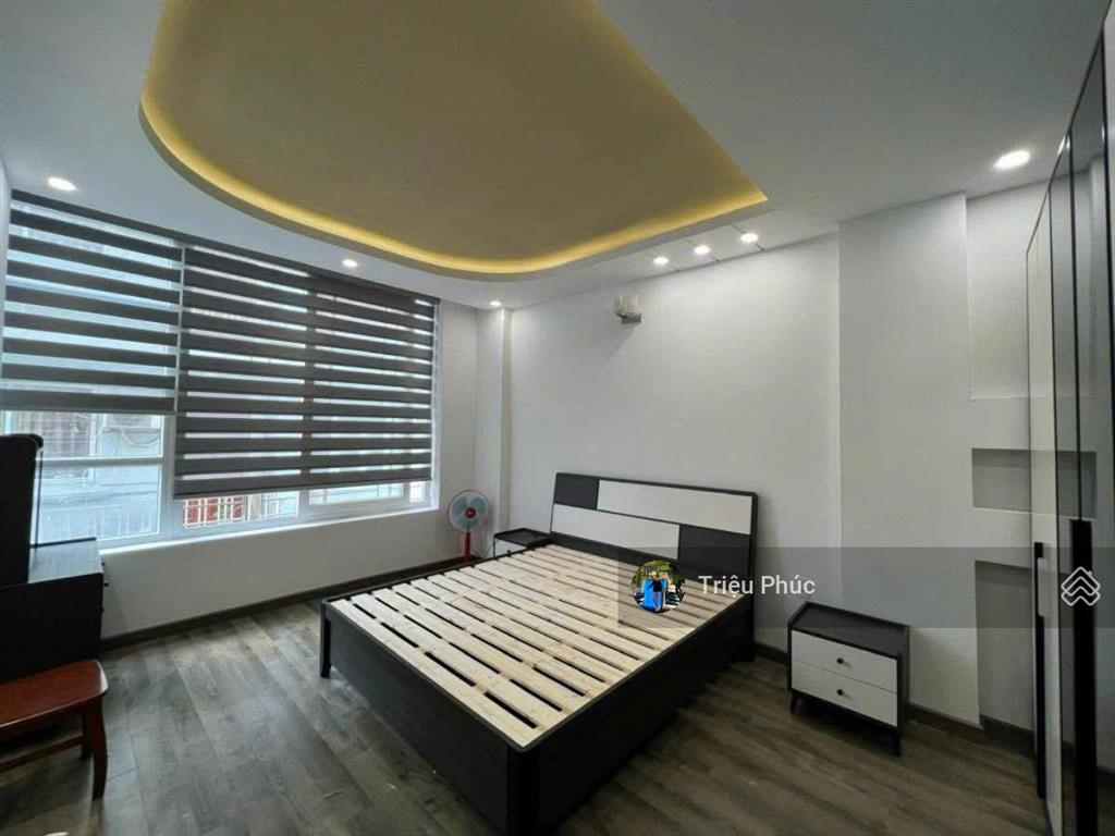Hot  siêu phẩm nguyễn khang  phân lô ô tô tránh  5 tầng x 42m2  giá chỉ 17.8 tỷ (có tl)