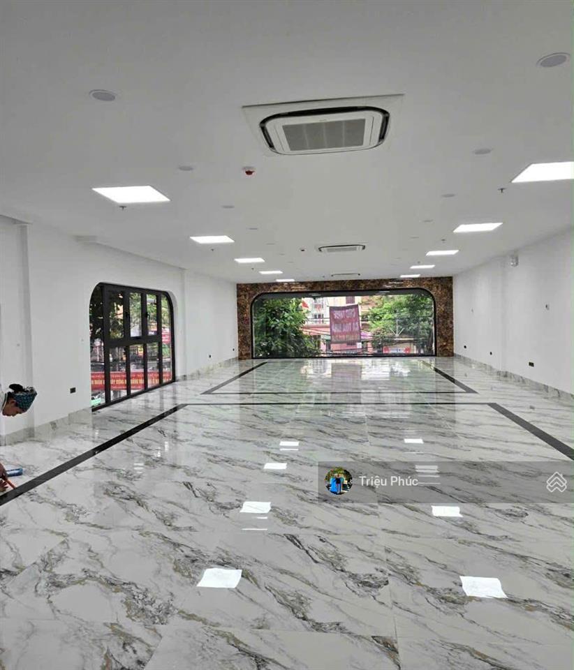 Bán toà văn phòng mặt phố quan hoa  xây mới 9 tầng nổi 1 hầm  mặt tiền khủng 7m  giá chào 110 tỷ