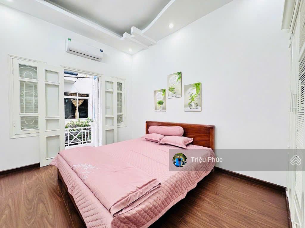 Chủ thiện chí bán nhà trần duy hưng 40m2 x 5 tầng  2 thoáng  ngõ thông 3m  sát phố  giá 12,5 tỷ