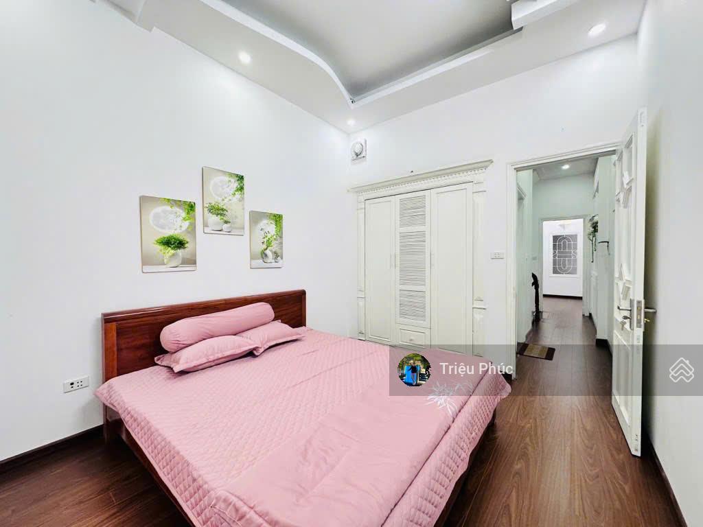 Chủ thiện chí bán nhà trần duy hưng 40m2 x 5 tầng  2 thoáng  ngõ thông 3m  sát phố  giá 12,5 tỷ