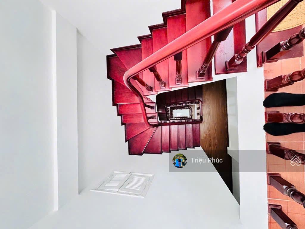 Chủ thiện chí bán nhà trần duy hưng 40m2 x 5 tầng  2 thoáng  ngõ thông 3m  sát phố  giá 12,5 tỷ