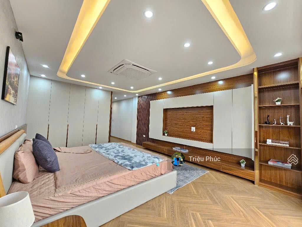 Bán nhà huỳnh thúc kháng 52m2 x 7 tầng thang máy  phân lô  vỉa hè  kinh doanh đỉnh  giá 26.5 tỷ