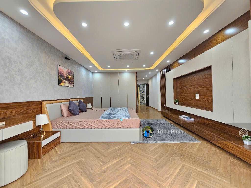 Bán nhà huỳnh thúc kháng 52m2 x 7 tầng thang máy  phân lô  vỉa hè  kinh doanh đỉnh  giá 26.5 tỷ