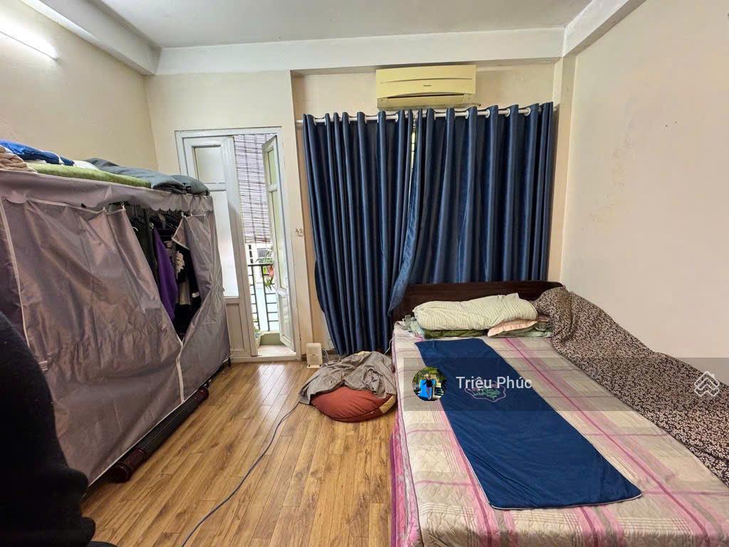 Nhà đẹp cầu giấy 49m2  mặt tiền 4m5  ngõ thông 3m, kinh doanh nhỏ  giá chỉ 13 tỷ có thương lượng